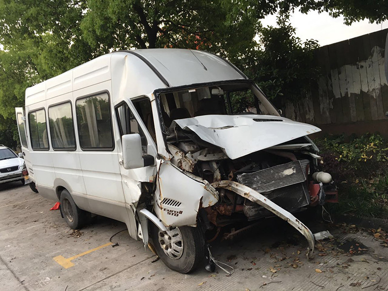 �ό�������U����